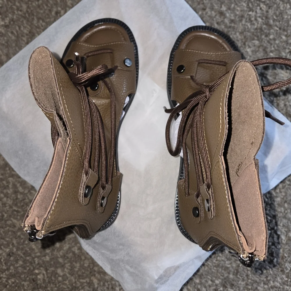 BNIB ! Brown Lace-Up Women's Sandals - Picture 7 of 7